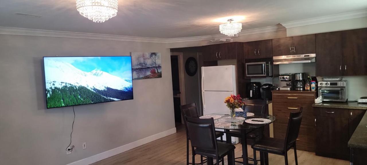 Oscar Inn & 2Bd Family Suite Or Private Room أبوتسفورد المظهر الخارجي الصورة