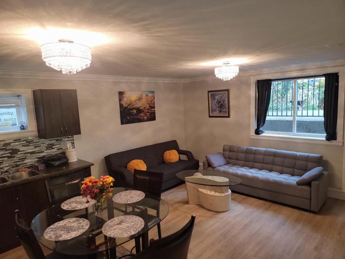 Oscar Inn & 2Bd Family Suite Or Private Room أبوتسفورد المظهر الخارجي الصورة