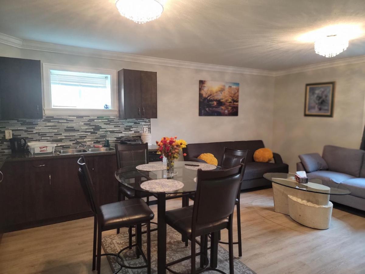 Oscar Inn & 2Bd Family Suite Or Private Room أبوتسفورد المظهر الخارجي الصورة