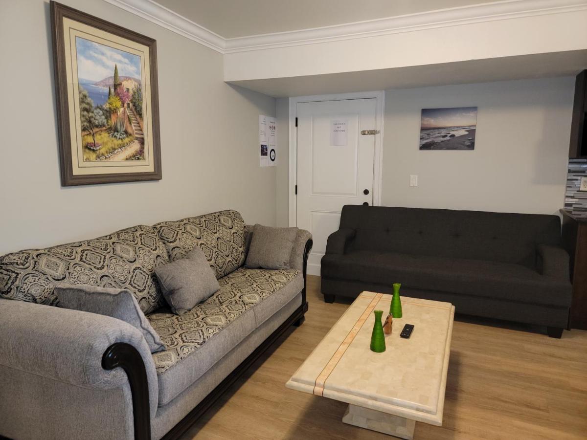 Oscar Inn & 2Bd Family Suite Or Private Room أبوتسفورد المظهر الخارجي الصورة