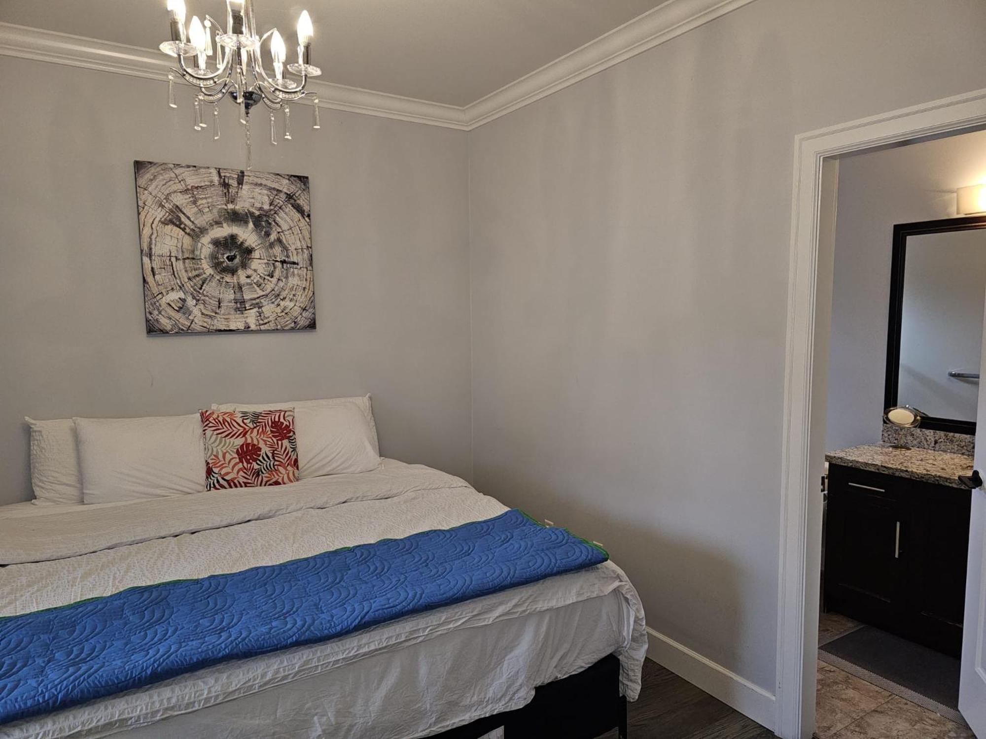 Oscar Inn & 2Bd Family Suite Or Private Room أبوتسفورد المظهر الخارجي الصورة